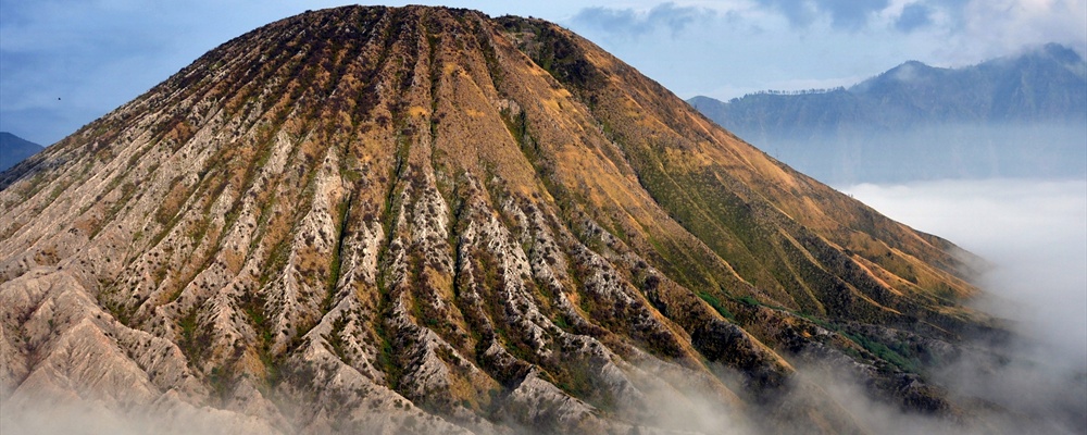 View of Mount Batok  (DSC_0205)